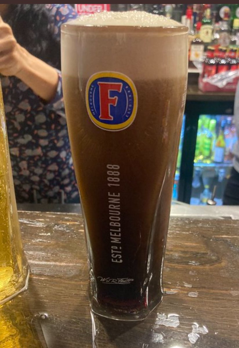 Hope everyone not working late shifts during this heatwave has drinks like this at the pubs and beer gardens