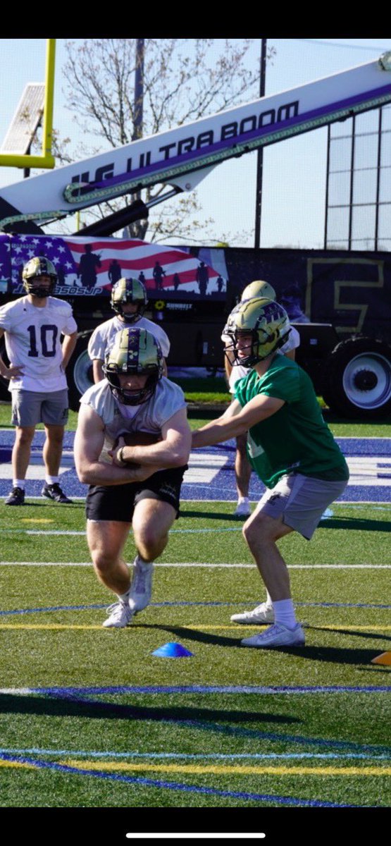 bucs_fball's tweet image. Spring ball is getting underway here down in The Bay! 🏈 #DefendTheBay