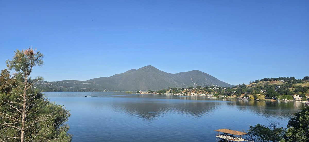Chloé in Clear Lake (@chloeluvsclouds) on Twitter photo Break out the barbecues, boats and bathing suits folks!
Clear skies and calm conditions on Clear Lake in lovely Lake County.
62 at sunrise.
High of 85/87 today!
<a href="/SPaulsonKTVU/">steve paulson</a> Break out the barbecues, boats and bathing suits folks!
Clear skies and calm conditions on Clear Lake in lovely Lake County.
62 at sunrise.
High of 85/87 today!
<a href="/SPaulsonKTVU/">steve paulson</a>