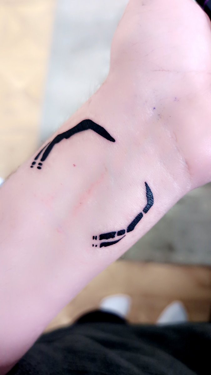 HitLulz's tweet photo. Got my @DeadbyDaylight tattoo today 🖤
 I absolutely love it 🤩  I am ready to be chased, obsessed and hooked 🕺🏻 https://t.co/bb07SzqTLF