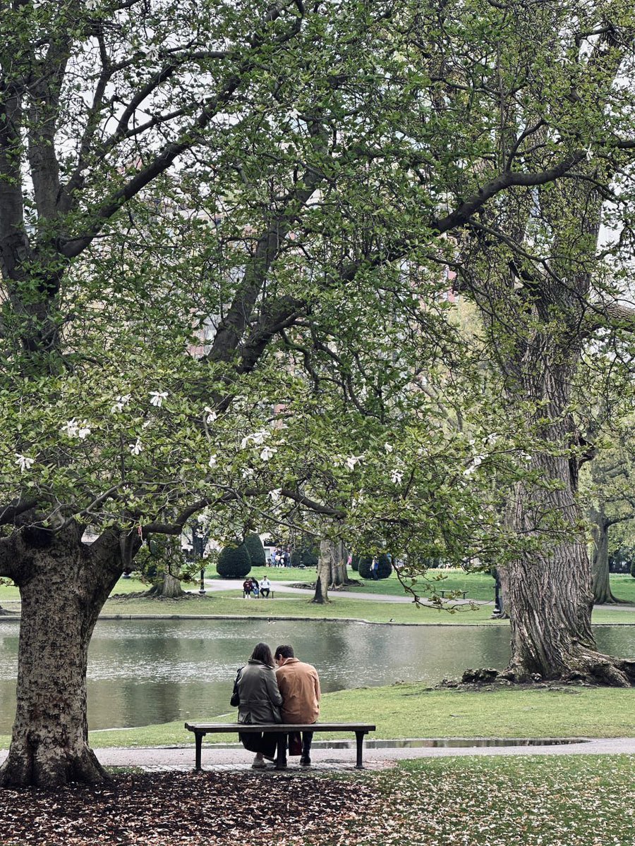 Beitt's tweet image. How nice this couple.....