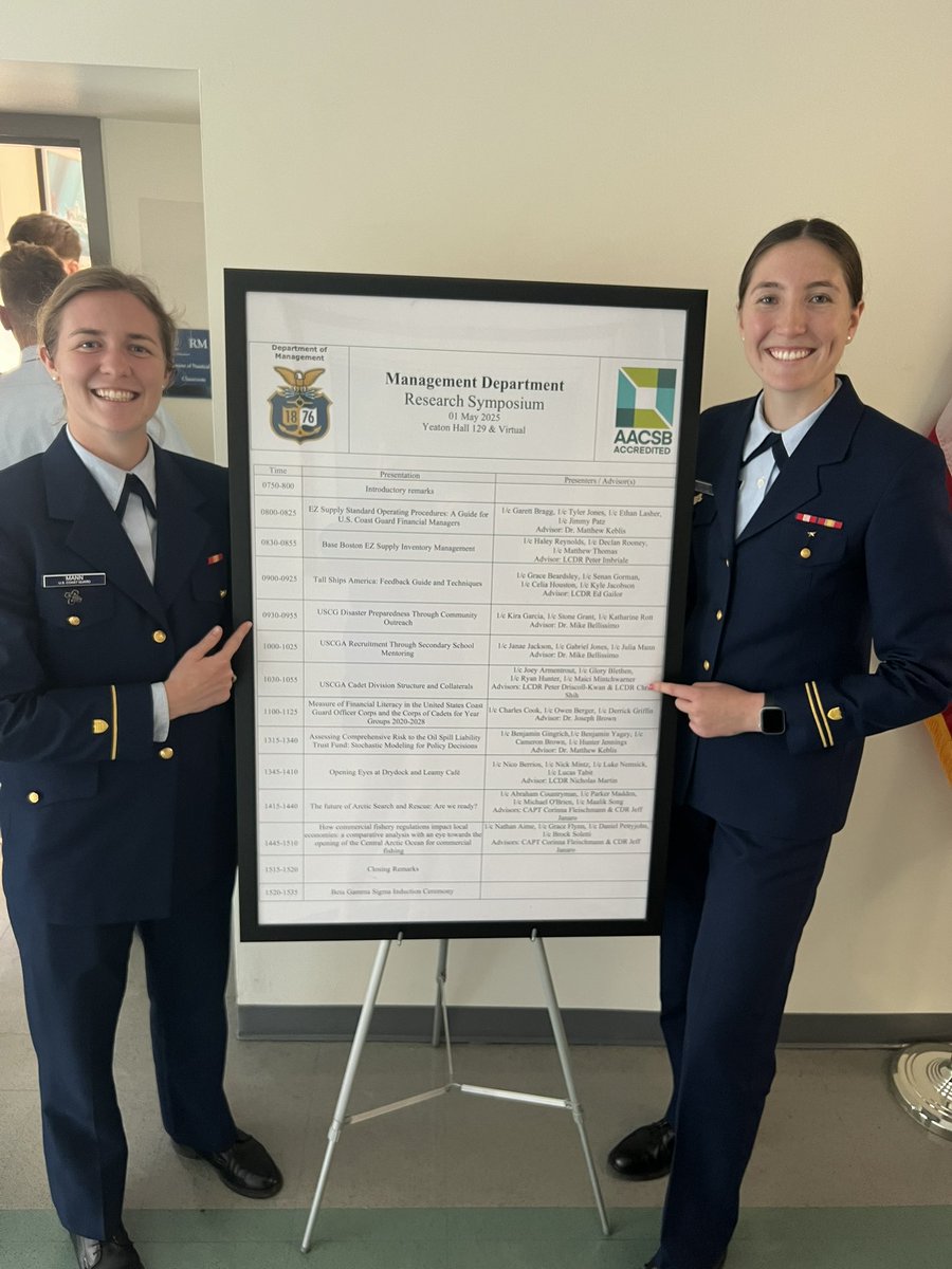 uscga_wbb's tweet image. Research Symposium Day! 📚📖📝
.
The firsties did an awesome job on their capstone presentations with great ideas to implement to enhance the cadet experience. 
.
#gocoastguard #legacy