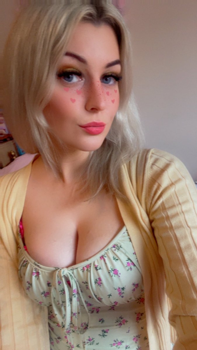 ImmaPinkBubble on 🦋 tweet media