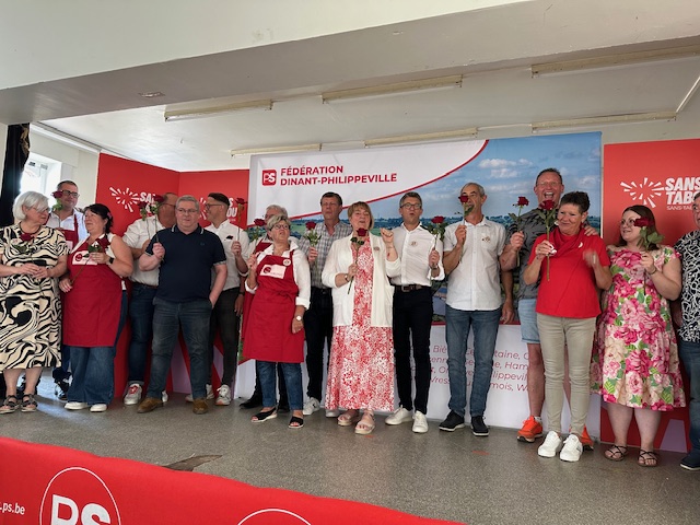 Excellente fête à toutes les travailleuses et à tous les travailleurs!
Partout en Wallonie, la gauche célébrait aujourd'hui une valeur chère à notre cœur, dans un contexte de résistance contre les gouvernements de droite qui punissent et humilient, au nom d'un dogme arriéré!