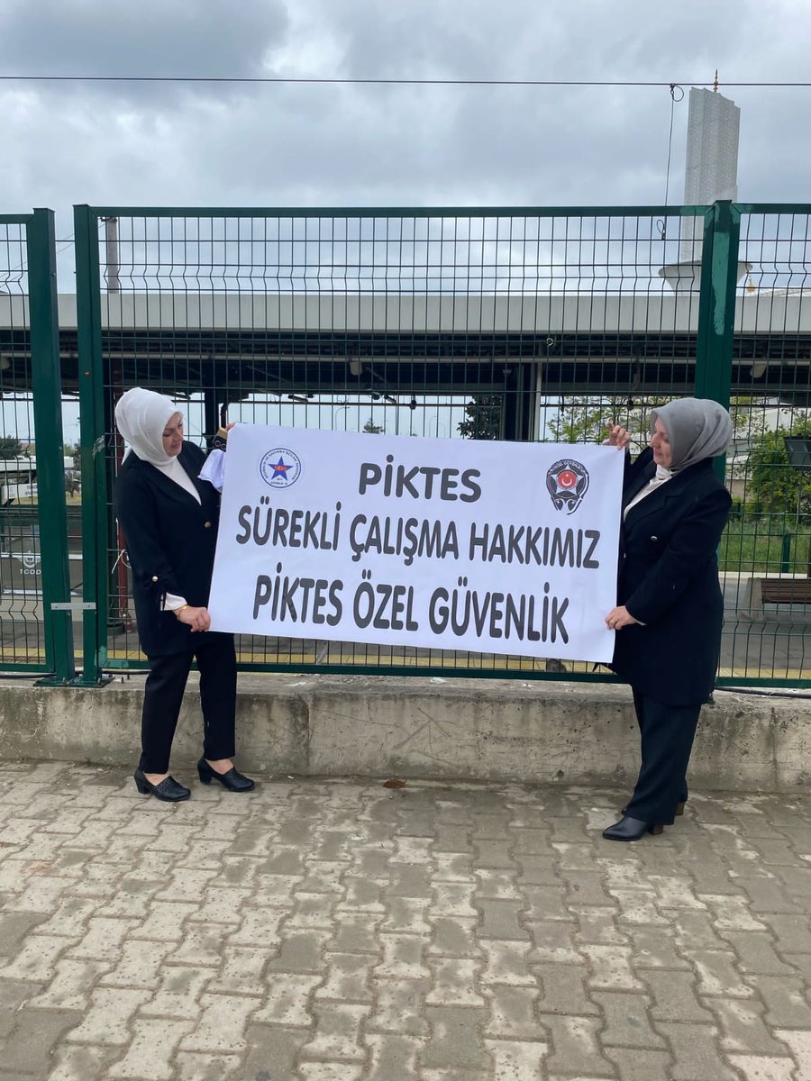 #Piktesekadrohaktır
Her Dönem 3 ay maaşsız kalıyoruz
Okullarımızda 12 ay Daimi çalışmak istiyoruz 
<a href="/Yusuf__Tekin/">Yusuf Tekin</a> 
<a href="/turkiskonf/">TÜRK-İŞ</a> 
<a href="/mebhbogm/">MEB Hayat Boyu Öğrenme Genel Müdürlüğü</a> 
<a href="/CelileErenOKTEN/">Celile Eren ÖKTEN</a> 
<a href="/cengizmete/">Cengiz Mete</a> 
<a href="/chnkvnc/">Cihan KIVANÇ</a> 
<a href="/Guvenlik_is/">Güvenlik-İş Sendikası</a> 
<a href="/omercagirici/">Ömer Çağırıcı</a> 
<a href="/FevziKARATAS/">Fevzi KARATAŞ</a> 
<a href="/alemdareyup/">Eyüp Alemdar</a> 
<a href="/csgbakanligi/">T.C. Çalışma ve Sosyal Güvenlik Bakanlığı</a> 
<a href="/RTErdogan/">Recep Tayyip Erdoğan</a>
<a href="/Akparti/">AK Parti</a>