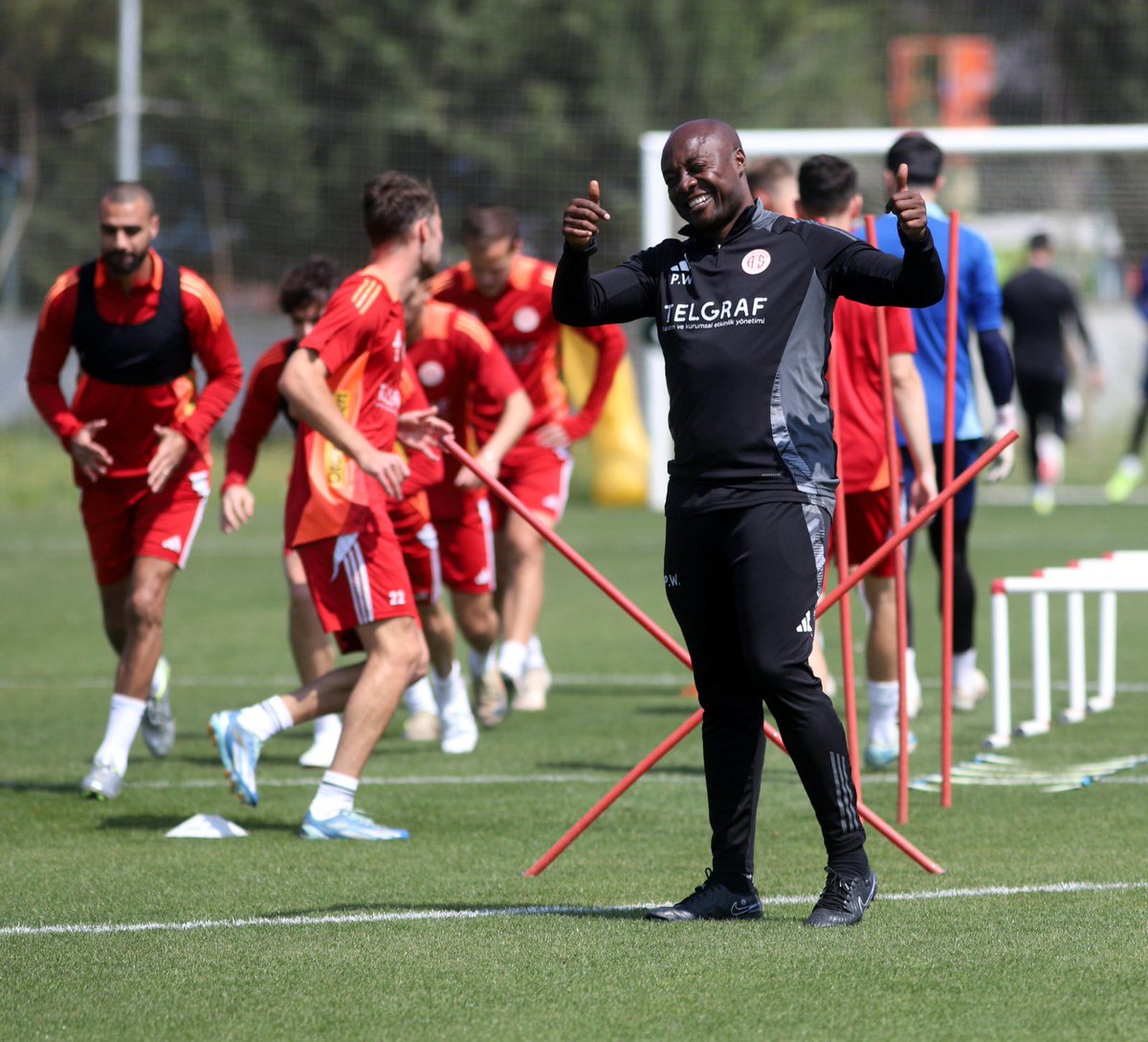 Pierre Webo tweet media
