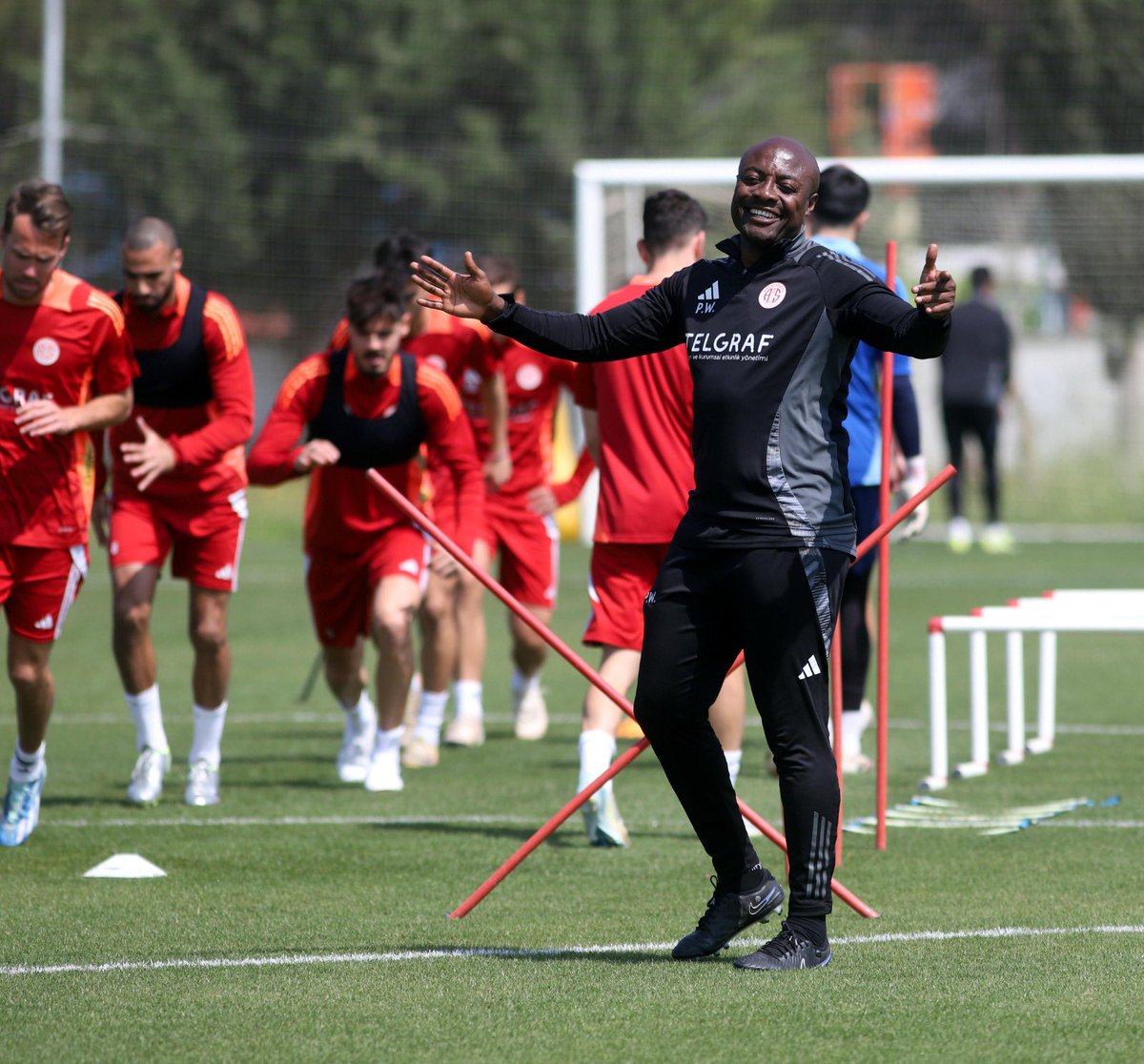 Pierre Webo tweet media