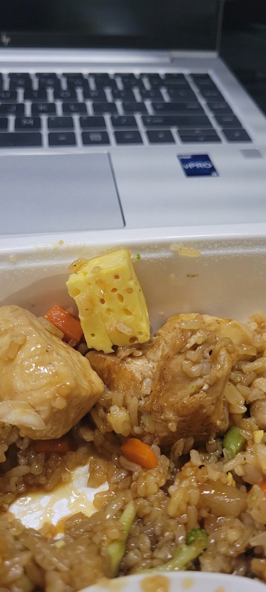 BlackoutBob81's tweet image. Cubed EGG YOLK??!! TF??? 🤣 #Cookunity #Square