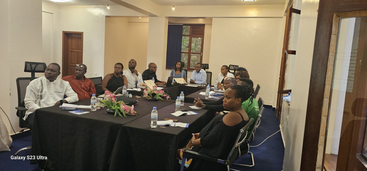 RNMU (@rnmu1) on Twitter photo Today,on labor day as we conclude the staff retreat, we wish all workers the best of wishes. We thank our staff for all their commitment to reaching our mission <a href="/gitembagara/">Andre Gitembagara</a>. Solidarity forever Today,on labor day as we conclude the staff retreat, we wish all workers the best of wishes. We thank our staff for all their commitment to reaching our mission <a href="/gitembagara/">Andre Gitembagara</a>. Solidarity forever