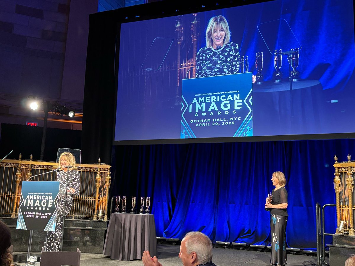 jvanlee6's tweet image. Trailblazer!! That’s what the American Apparel & Footwear Association named the award they gave to Katherine Gold in NYC for her industry leadership & investment in maternal health!!
#KatherineGold, #GoldBug, #AmericanApparel&Footwear Association