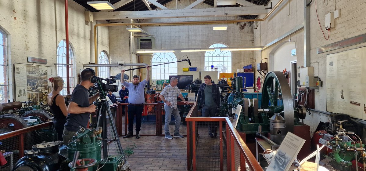 CraigHughesUpholstery tweet media