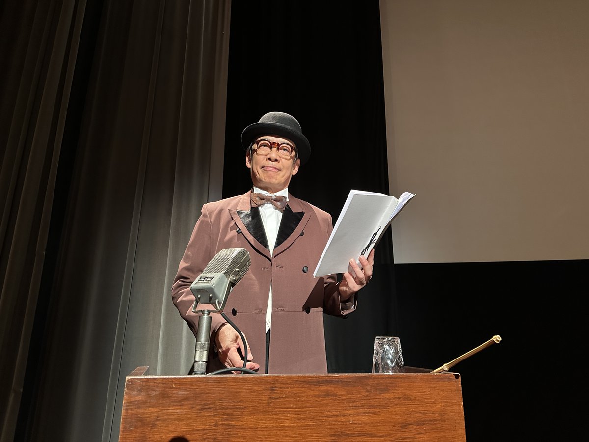 ✎𓂃めおと日和撮影日誌✿⠜

生瀬勝久さん演じる
活動弁士の語りやツッコミも
見どころのひとつ🎤✨

なつ美と瀧昌の想像が膨らむたびに
活動弁士が皆様の声を代弁してくれています🤣

ぜひ注目してご覧ください🫶
第２話TVer見逃し配信中🤍୭:*
bit.ly/4jf8aAK