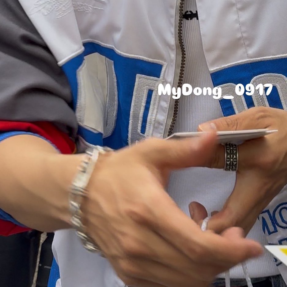 woojin tweet media