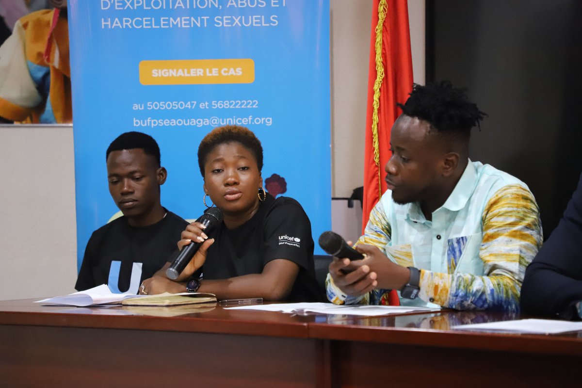 UNICEF_Burkina's tweet photo. Merci au Général Tchoutchoubatchou d'avoir donné sa voix pour lutter et sensibiliser contre le mariage des enfants et les violences faites aux enfants.

Revivez en images les meilleurs moments de ce Facebook live.

#PourChaqueEnfant, ne m'appelez pas madame avant 18 ans. https://t.co/ftK3Tc19sq