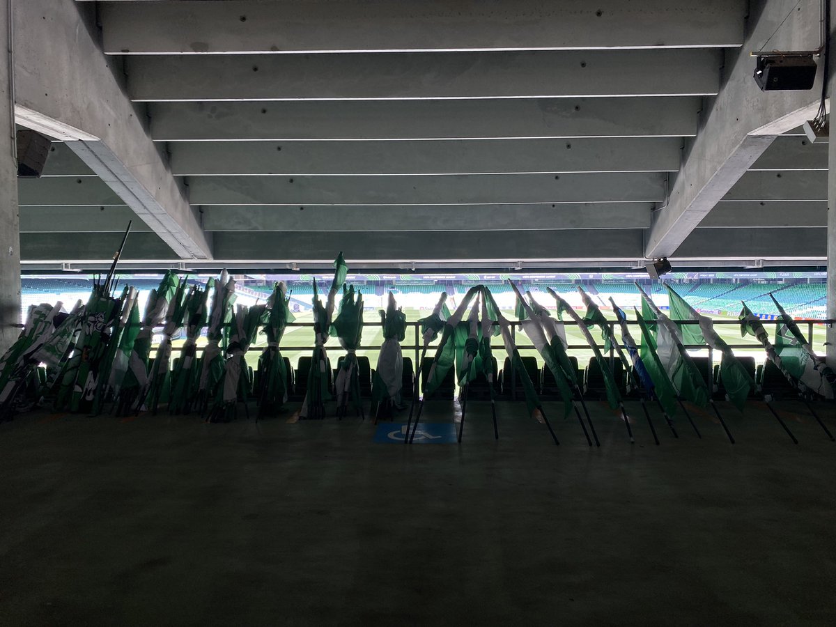 Todo listo en Heliópolis.
Todos de verde. 
Todo al verde.

#TodosDeVerde #BetisAlé