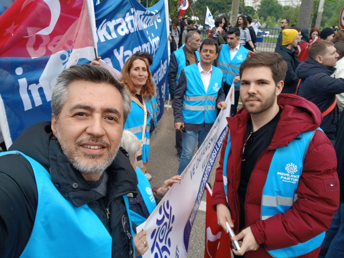 Emekçinin bayramı kutlu olsun.
💙💙💙
#1Mayıs