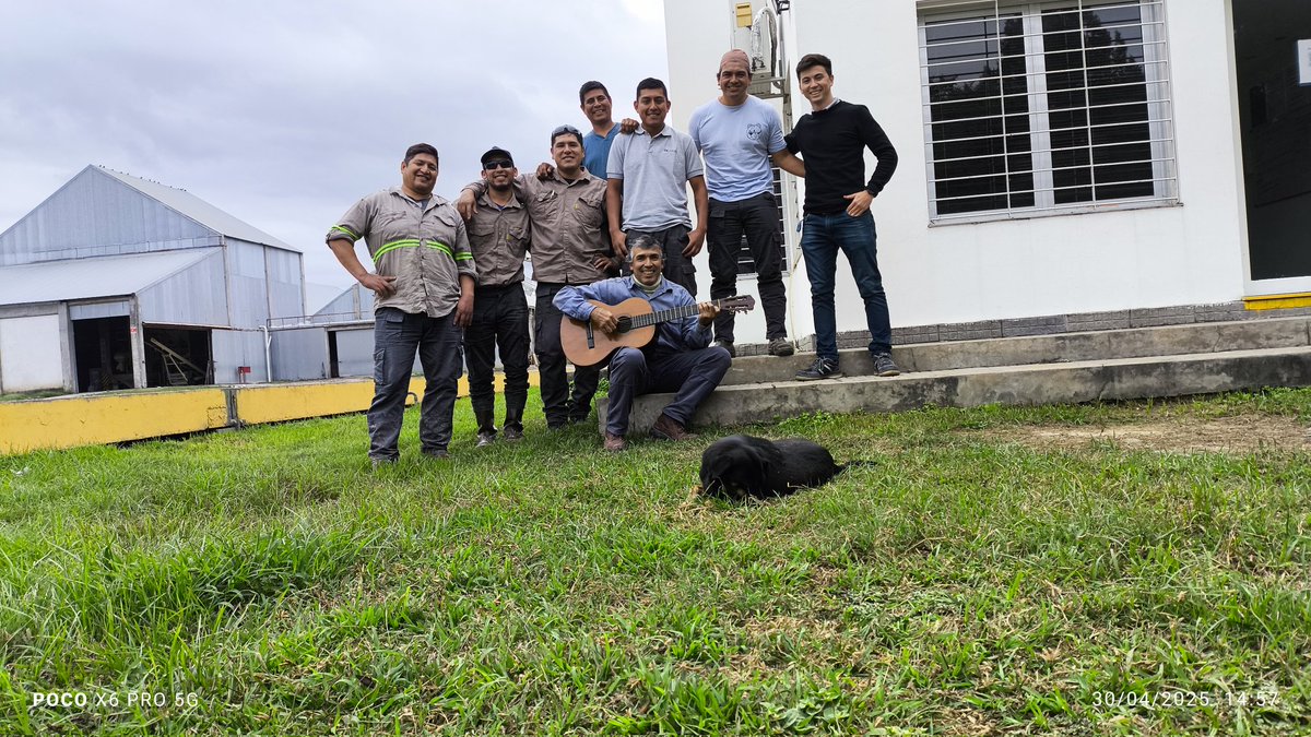 AngelAnibalFigu's tweet photo. ¡Feliz Día del trabajador Dios bendiga sus hogares siempre! https://t.co/lEvR19gt5q