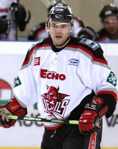 📣Player Announcement📣

#29 - Neil Francis 

Franny is the heartbeat of the club - he’s been a player, a coach, and pretty much everything in between. Always willing to do whatever it takes for the good of the club. Honoured to have him playing in June! 

Sponsorship available👇