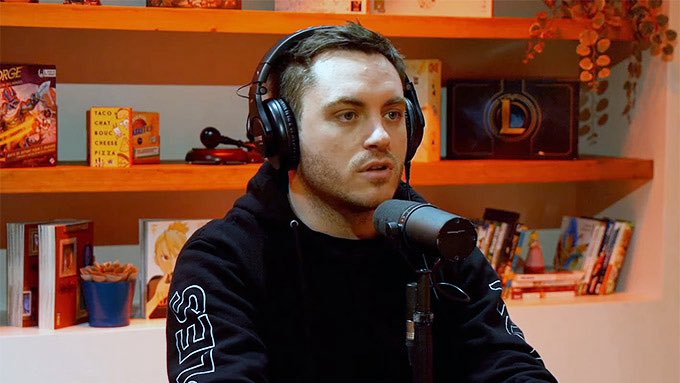 TopDeTwitch's tweet image. 🏆 Voici le classement des streamers les plus visionnés durant ce mois d’avril !

🥇 Zerator (2.8 Millions d'heures)
🥈 Kameto (2.8 Millions d'heures)
🥉 Anyme (2.7 Millions d'heures)
4️⃣ Aminematue (2 Millions d'heures)
5️⃣ Nasdas (1.8 Millions d'heures)

Qu'en pensez vous ?