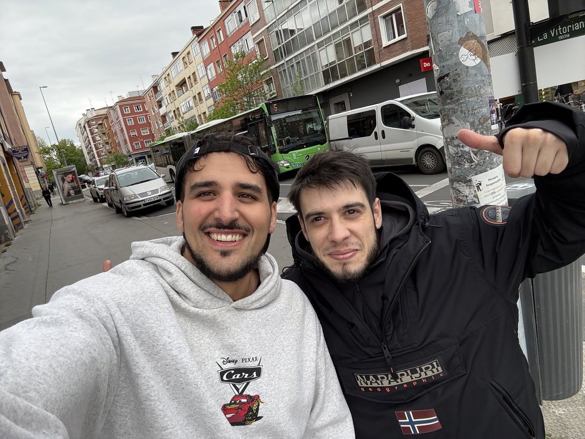 DANIKONGI tweet media