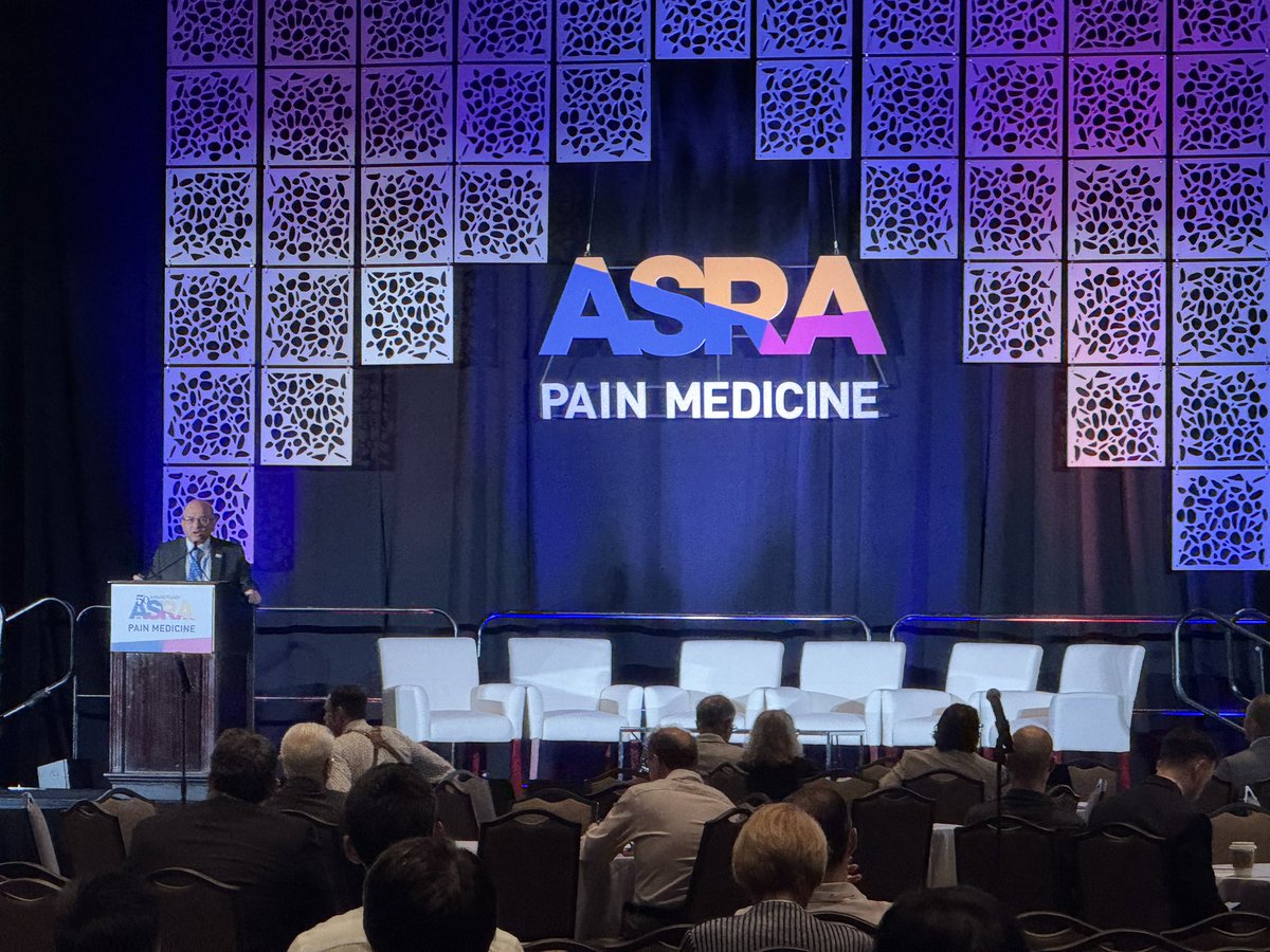 Ryan D'Souza, MD (@ryan_s_dsouzamd) on Twitter photo Legendary <a href="/Ropivacaine/">Dr. Vishal Uppal MBBS, FRCA 🇨🇦🇮🇳🏴</a> giving his opening speech at #ASRASpring25
<a href="/ASRA_Society/">ASRA Pain Medicine</a> Legendary <a href="/Ropivacaine/">Dr. Vishal Uppal MBBS, FRCA 🇨🇦🇮🇳🏴</a> giving his opening speech at #ASRASpring25
<a href="/ASRA_Society/">ASRA Pain Medicine</a>
