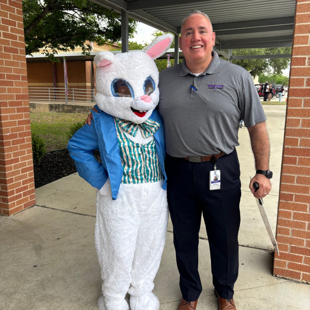 It’s School Principal’s Day!
Cheers to our amazing SWISD principals—the leaders of our schools! Thanks for guiding our students, teachers, and staff daily with a smile and a lot of heart!
#SWISDexpierence #schoolprincipalsday