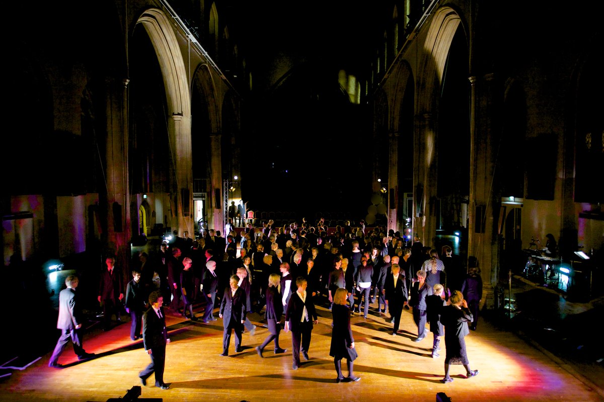 Men's Voices with Jon Baker
This 4-week course will offer the opportunity to learn about the male voice and to explore many different styles of music from all over the world

Book here voiceproject.co.uk