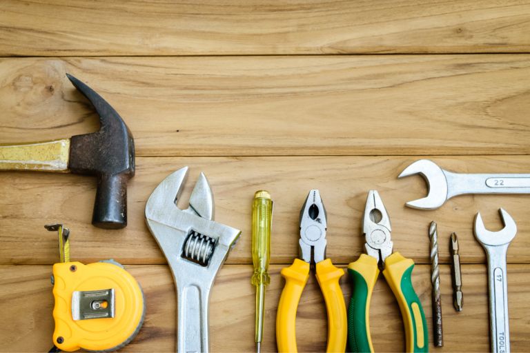 ⏳ Last chance to apply!
We’re recruiting for 3 part-time Handy Helpers roles:

🔧 Team Leader
🛠️ Handyperson
🤝 Team Assistant

💷 £4.8k–£5k | 🕐 7 hrs/week
📍 Based in Weston Turville (travel across Bucks)

Apply by Friday 3 May &gt;&gt; buff.ly/FmlCddM