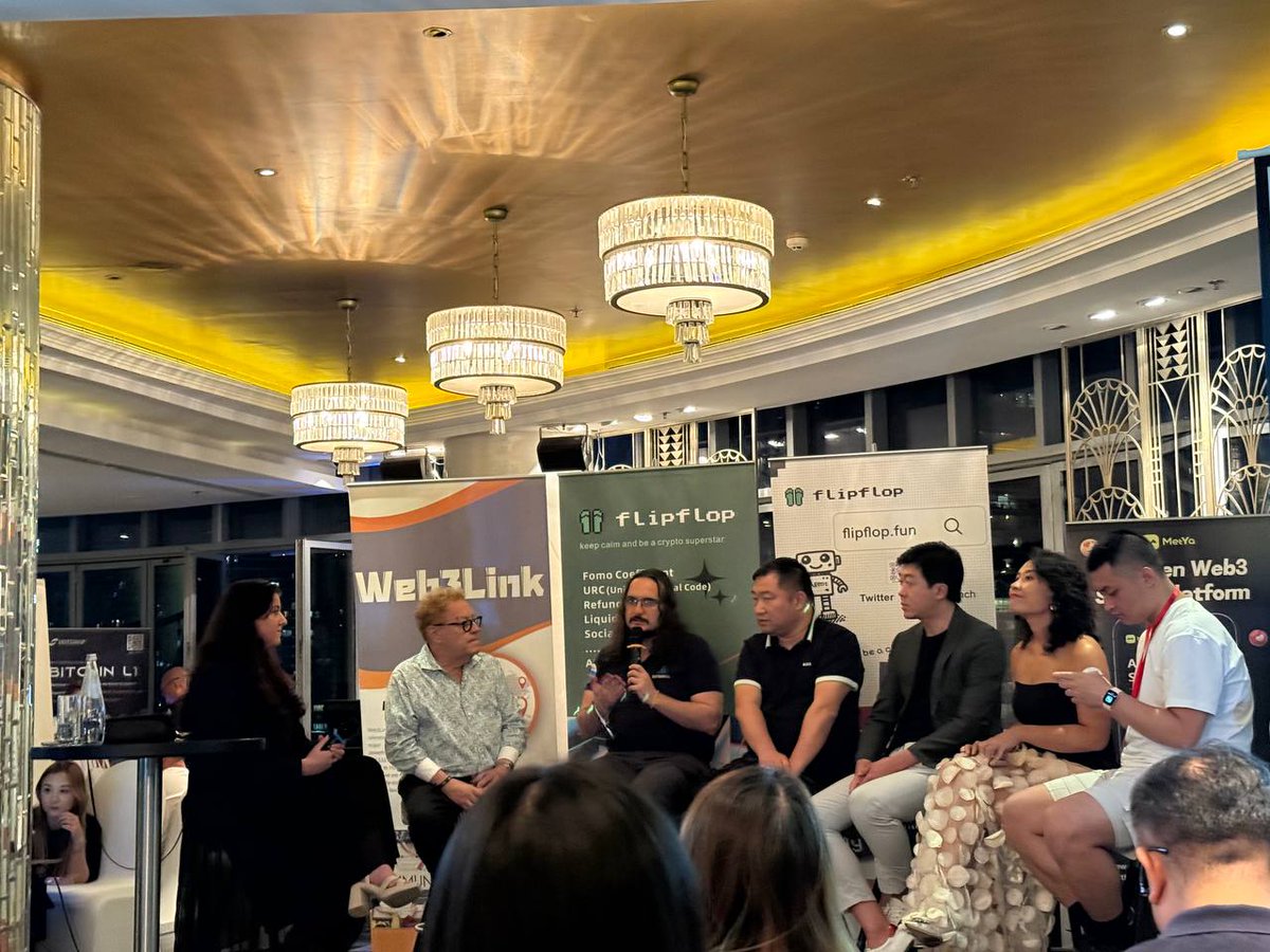 waterfall_dag's tweet photo. @token2049 Dubai is one of those magical places where you come to learn, share, and connect—always full of fresh ideas and inspiration. Happy to share a moment from the panel discussion with @grybniak, Head of Research at Waterfall Network

#TOKEN2049 #WaterfallNetwork #WATERcoin #WATER #Waterfall