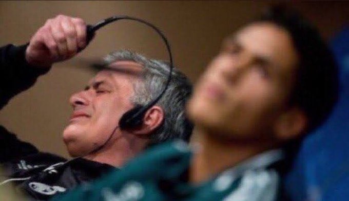 [Verse 1: Omah Lay]
Baby, the weather
Is getting cold
Cold inside
Double sweater
I am young
Ordinary
Paranoid
I can't picture this world, without you in my life, oh
Baby (Ooh)

[Verse 2: Davido]
(My love, my love, my love)
(My love, my love, my love)
Sweet Fanta Diallo

Me: