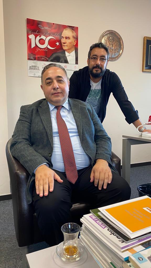 SAFIMIZ BELLİ OLSUN 

Sevgili <a href="/zafersahin06/">Zafer Şahin</a> 
Adam gibi adamdır.