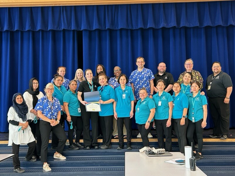 Glasgow MS (@glasgowms) on Twitter photo ๐๐ We LOVE them, too! Thank you, Dr. Reid, for helping celebrate our kitchen staff with the Food & Nutrition Hero Award! ๐๐๐ฅจ๐
<a href="/fcpsnews/">Fairfax Schools ๐</a> <a href="/FCPSFoodService/">FCPS Food Services</a> #Panthers #GlasgowMS #HealthyFoods <a href="/FCPSR2/">FCPS Region 2</a> <a href="/fcpsES/">FCPS en Espaรฑol</a> ๐๐ We LOVE them, too! Thank you, Dr. Reid, for helping celebrate our kitchen staff with the Food & Nutrition Hero Award! ๐๐๐ฅจ๐
<a href="/fcpsnews/">Fairfax Schools ๐</a> <a href="/FCPSFoodService/">FCPS Food Services</a> #Panthers #GlasgowMS #HealthyFoods <a href="/FCPSR2/">FCPS Region 2</a> <a href="/fcpsES/">FCPS en Espaรฑol</a>