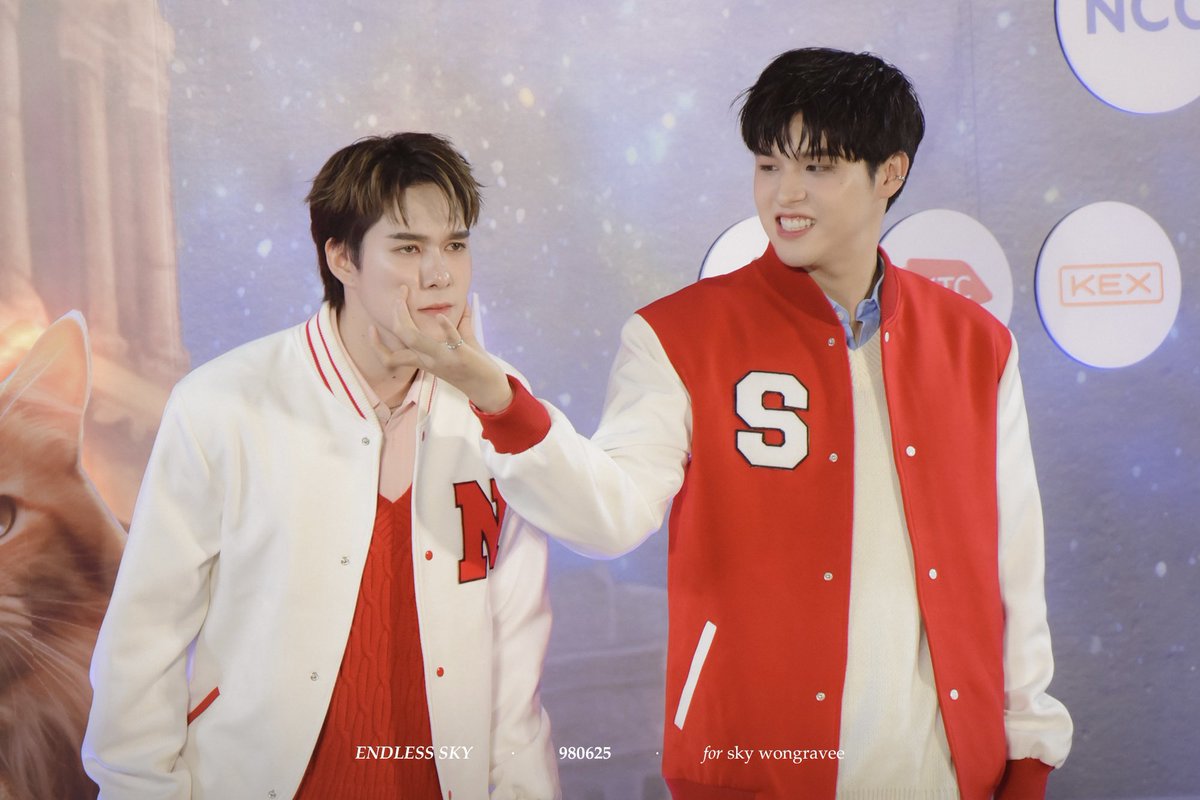 หมั่นเข้วเค้าแหละ ดูออก!! 😏✨

SKYNANI WITH ROYAL CANIN 

#RoyalCaninTHxSkyNani
#skywongravee #hirunkit_
#SkyNani #สกายนานิ