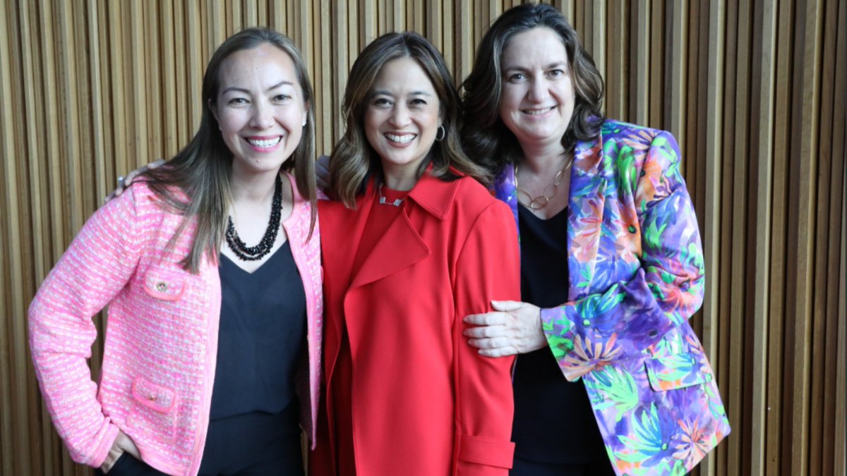 Women & Politics Institute (@au_wpi) on Twitter photo New from #OnGender: Despite being highly educated, women face a “broken rung” early in their careers w/ few being promoted to higher roles. Kweilin Ellingrud, <a href="/LareinaYee/">Lareina Yee</a> & MarĂa del Mar MartĂnez say building “experience capital” is key to closing the gap. bit.ly/4iMg5F0 New from #OnGender: Despite being highly educated, women face a “broken rung” early in their careers w/ few being promoted to higher roles. Kweilin Ellingrud, <a href="/LareinaYee/">Lareina Yee</a> & MarĂa del Mar MartĂnez say building “experience capital” is key to closing the gap. bit.ly/4iMg5F0