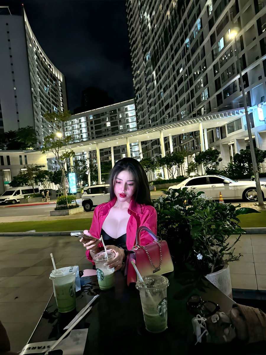 Vì cuộc đời là những gam màu đẹp đẽ .....