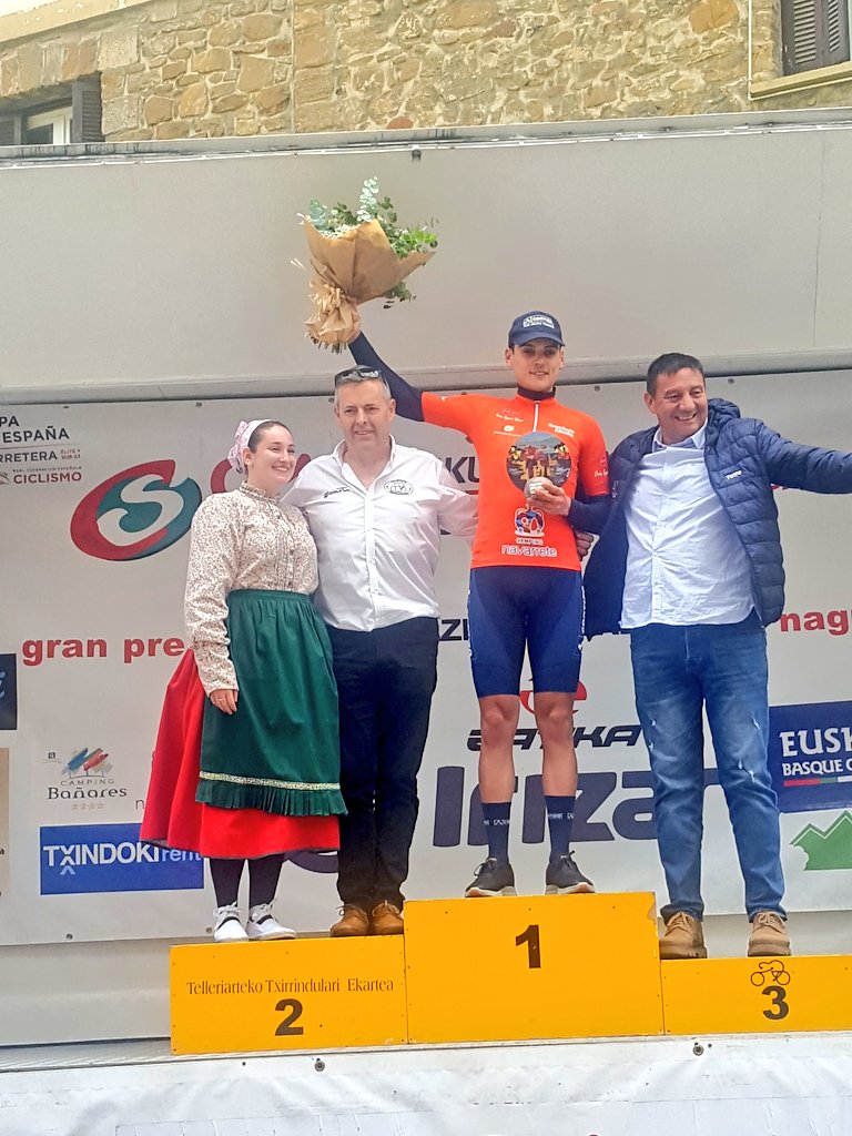 Mertxe Labrador (@mertxe_beriain) on Twitter photo Premio 1er sub 23 CXI Santikutz Klasika <a href="/MartinReyVaz/">Martín Rey</a> <a href="/ccpadrones/">Equipo Cortizo</a> #SantikutzKlasika
#copaespañaelitesub23 #Legazpia Premio 1er sub 23 CXI Santikutz Klasika <a href="/MartinReyVaz/">Martín Rey</a> <a href="/ccpadrones/">Equipo Cortizo</a> #SantikutzKlasika
#copaespañaelitesub23 #Legazpia