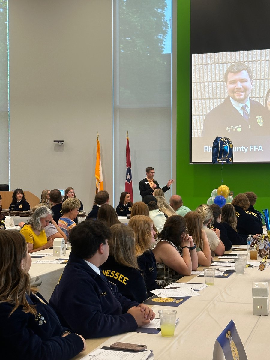 This Tuesday, Dr. Stripling and Dr. Granberry attended the East Tennessee FFA Awards Banquet. Congratulations to all the outstanding chapters of East TN!

#utkalec #ALEC #VolsTeachAg #UTIA