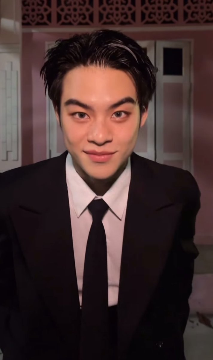 benzbapp's tweet image. นี่มันหมาป๊าหนิ😫😫😫😫พี่คริสหล่อมาก♥️♥️♥️
#MARCKRIS 
#BOWWOWchallenge 
#BUS_BOWWOW