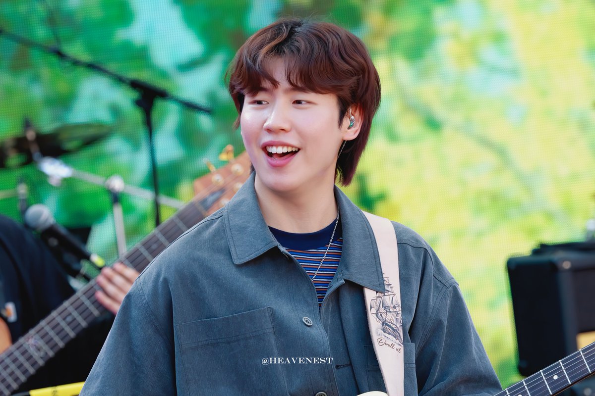 myHEAVENEST's tweet photo. 250420 상상실현 페스티벌 상실페
😆

#오월오일 #OWALLOIL #五月五日 #장태웅 https://t.co/ferNKMxZ8b