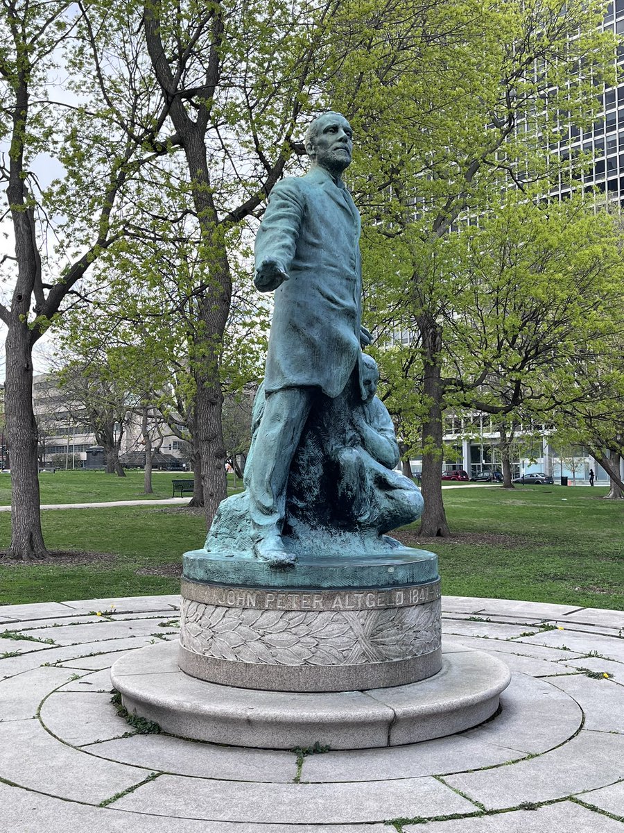 Nick Meshes tweet media