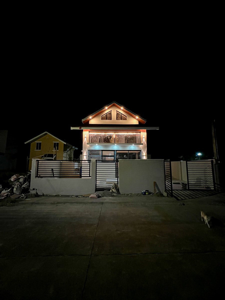 gani_jeff's tweet photo. Chapter 10, page 40: Illuminate
Tested our lights today and we loved it! Looking at the accumulated dust and dirt from the construction, May (and possibly June) is going to be hectic! 😉 https://t.co/scrgmHs1SP