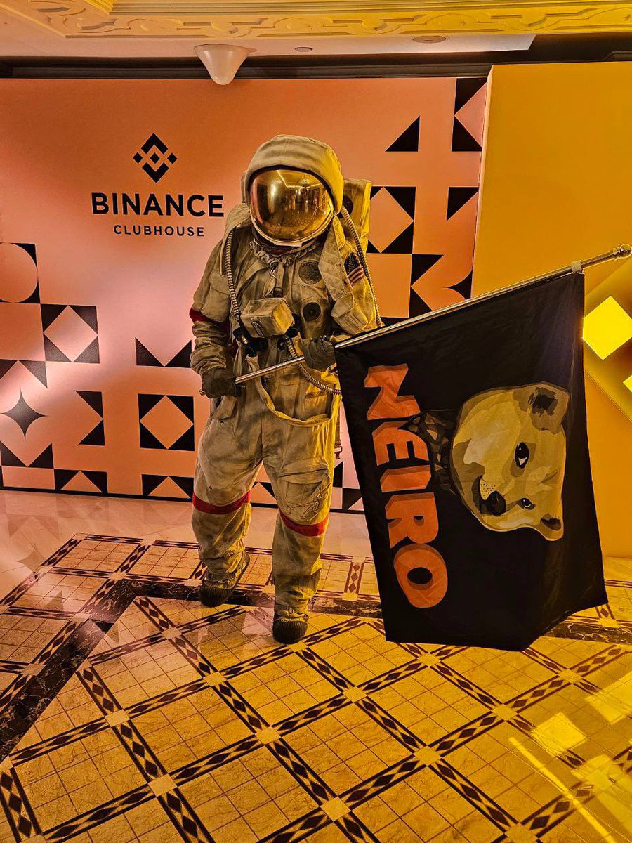ABC_ether's tweet image. Did you already spot the @neiro Astronaut in Dubai? #Token2049Dubai Also spotted at @binance Clubhouse