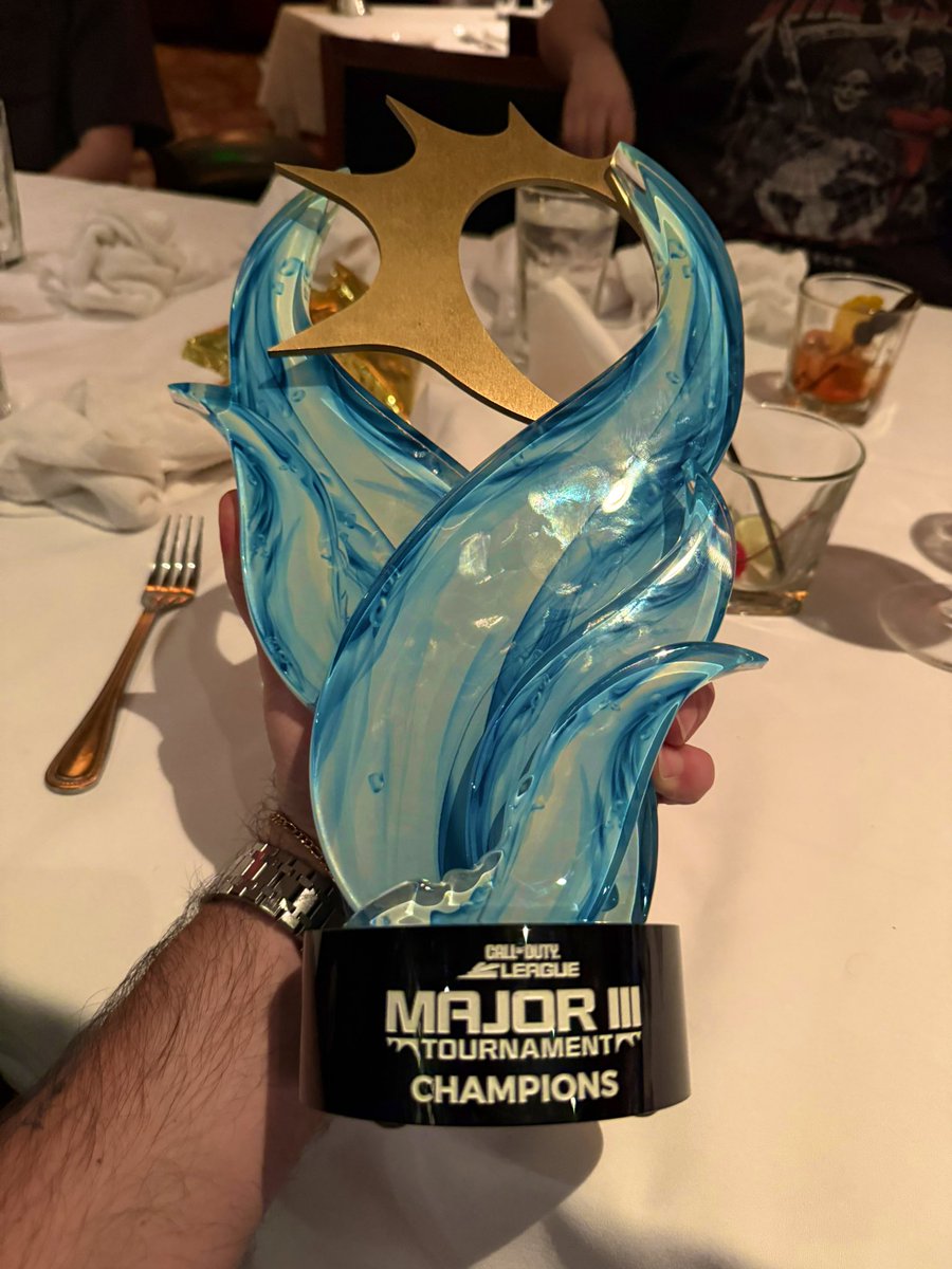 Nadeshot's tweet image. Ernie and Paco both asked for a raise and bonuses so I’m not posting the photos with the team. I said “thank you for doing what you were paid to do.”

One last time before Stage 4 begins. @LAThieves Major 3 CHAMPS. 🏆