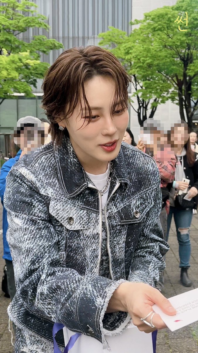 저는 하성운을 뽑으려구요