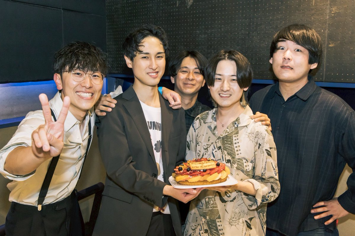 tribe_12345's tweet photo. 2025.4.29 大塚Deepa

tribe一夜復活ライブ
スガワラキラ��ラパーリナイトVol.0

-set list-
1.サクラメリーゴーランド
2.キャラメル
3.PLUSTIC SONG(Naked blue)
4.SAIKOPASS
5.Aosa

たくさんお越しいただき、感謝申し上げます！また会う日まで😌

Photo by 結城 さやか https://t.co/PvqxhleiNd