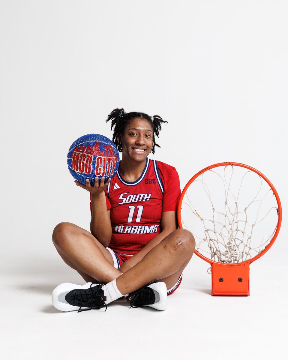 Thank you to everyone who has believed in me and encouraged me on this journey. Thank you to the coaches who saw something in me and recruited me, it means more than you know! 

And now, I am excited to announce my commitment to @SouthAlabamaWB Home away from Home ❤️💙 #gojags