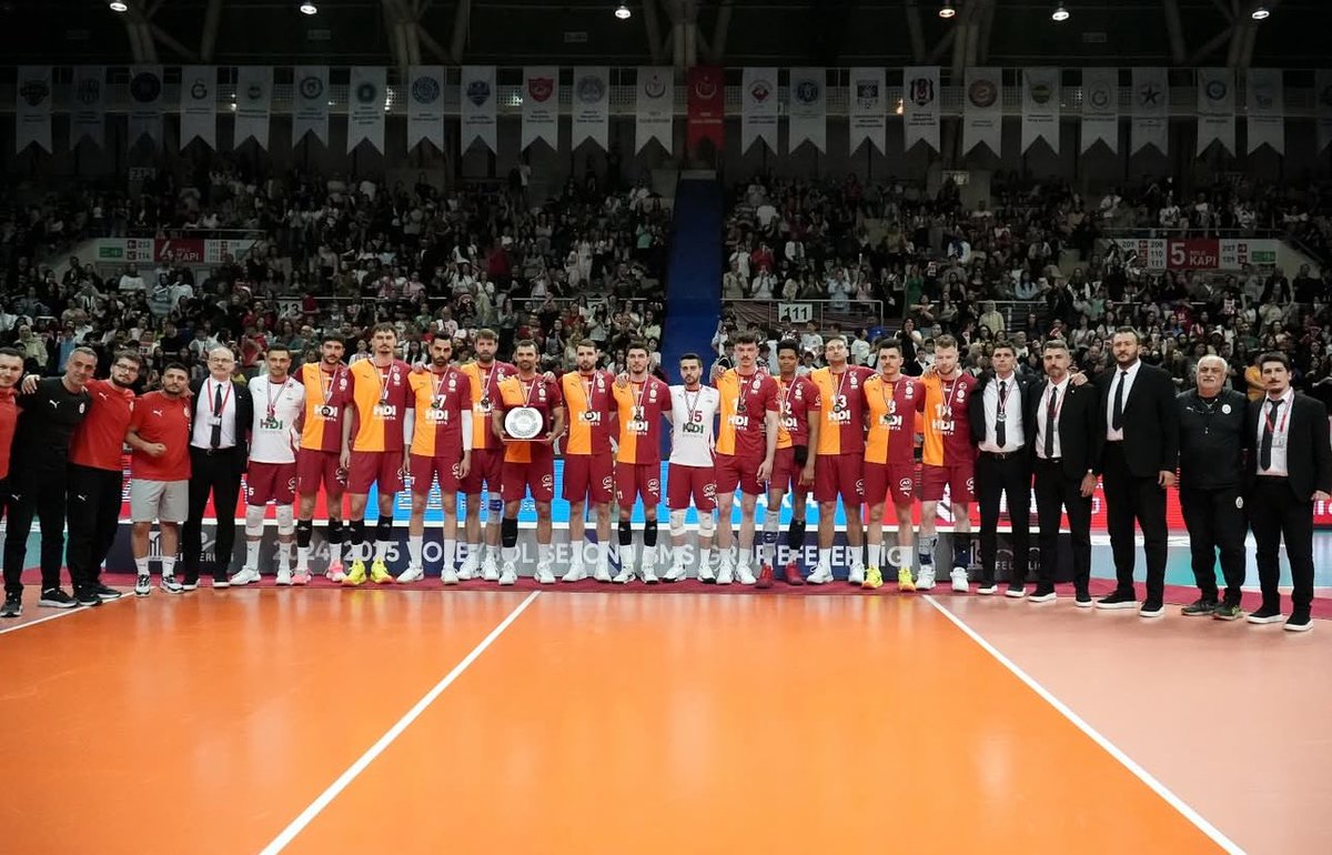 Söyleyecek o kadar çok şey var ki bunları kelimelere dökmek çok zor yaşanılan her türlü zorluğa rağmen finale çıktığımız için takım arkadaşlarımla gurur duyuyorum bu taraftar ve bu kulüp her şeyin en iyisini hak ediyor bizi destekleyen bize inanan herkese sonsuz teşekkürler💛❤️🦁