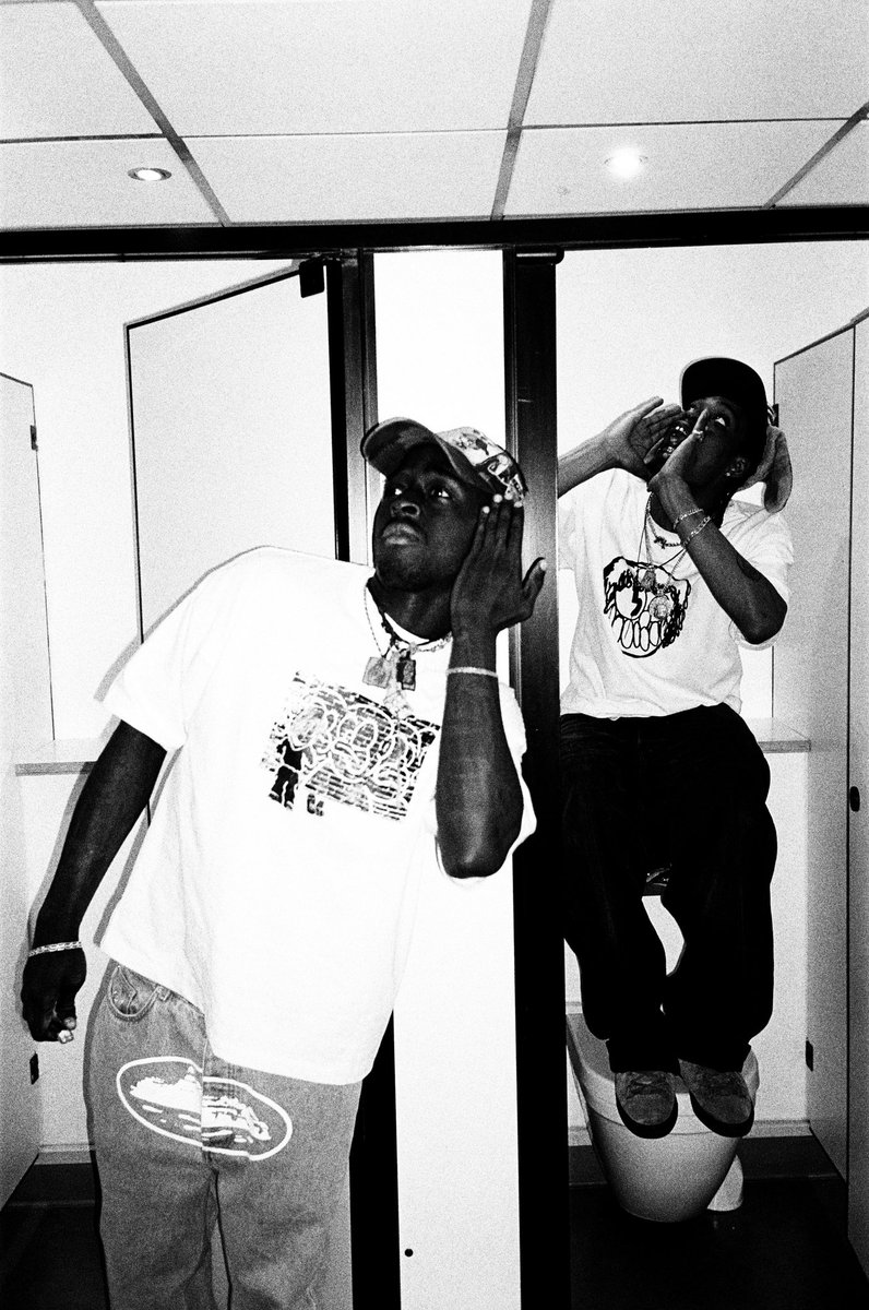 trill_tega's tweet image. TRILL X SLAWN DA FUQ
BENJAMINBOOFPAX TEES
LIVE ON WEBSITE NOW ๐ป
23HUNNID.COM
@23Hunniddd
