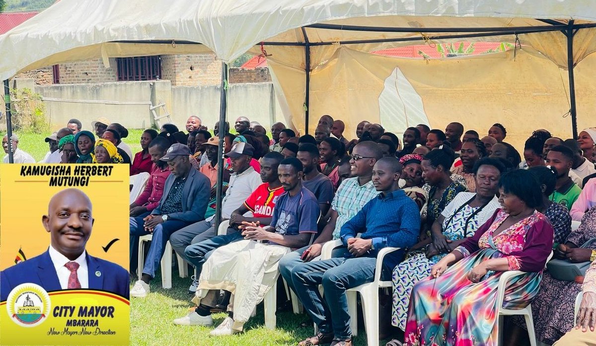 Abantu omuri Biharwe bayakira #KAMUGISHA HERBERT MUTUNGI narukundo mpango.
Baraganisa okumuha obushagiki bwingi kandi akaba #CITYMAYOR2026
@mukigatv <a href="/mbararacity/">Muhumuza </a>.
<a href="/Parliament_Ug/">Parliament of Uganda</a>