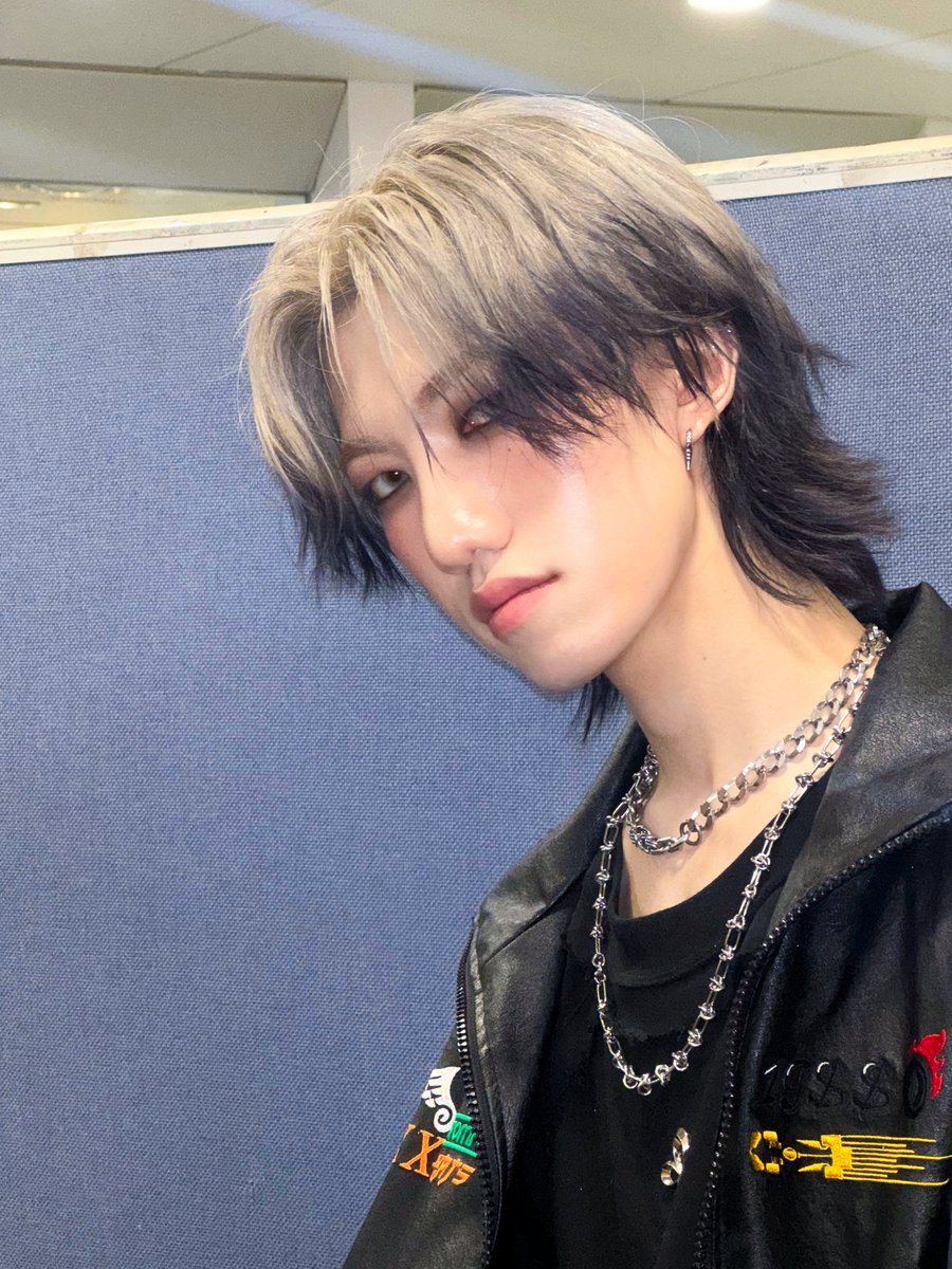TRENDZ_OFFCL's tweet photo. [#라엘] 재밌는 카멜레온 활동 시작!!🤗

#FROM_TRENDZ #TO_FRIENDZ #TRENDZ #트렌드지 https://t.co/w5UngC89Ou